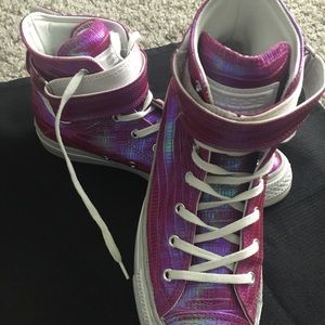 Converse Brea  Allstars Hightop Sneakers